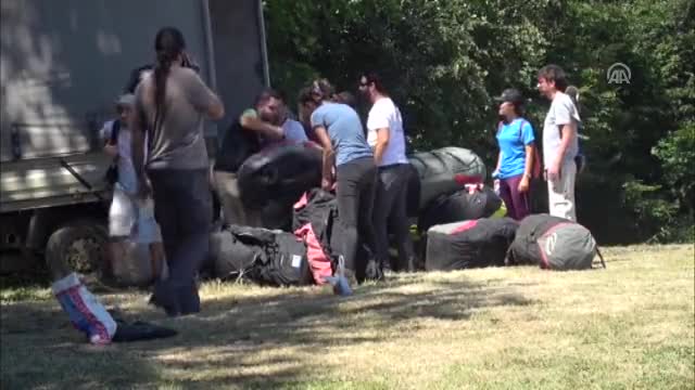 Yamaç paraşütçüleri Bursa'da bir araya geldi
