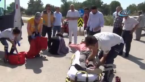 Bursa'da ana oğul aynı motosiklette yaralandı