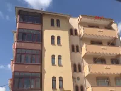 Suriyeli hamile kadına tecavüz edip, çocuğu ile birlikte öldürdüler