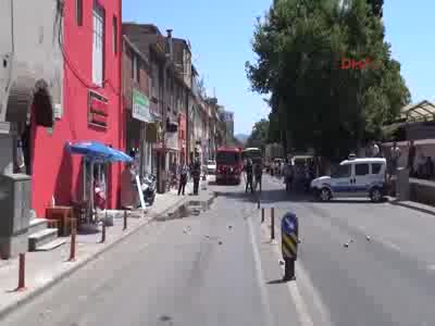 Cinnet getiren dönerci ortalığı savaş alanına çevirdi