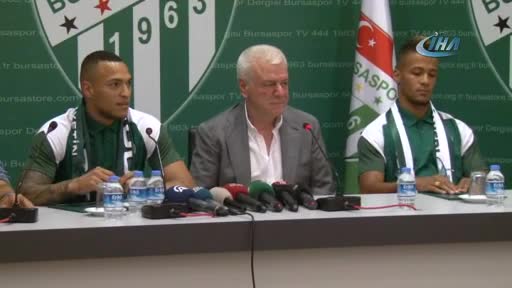 Bursaspor'da çifte imza