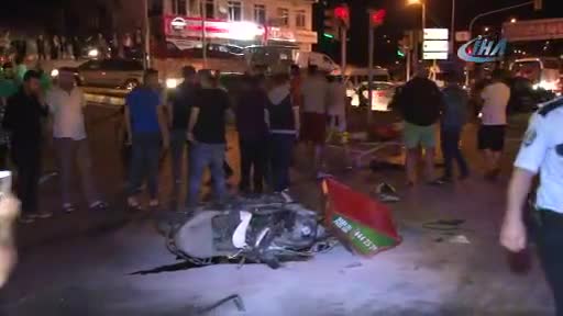 Gece yarısı korkunç kaza! Plakasını söküp...