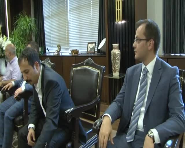 Bursa'nın Demokrasi Meydanı için 9 bin imza