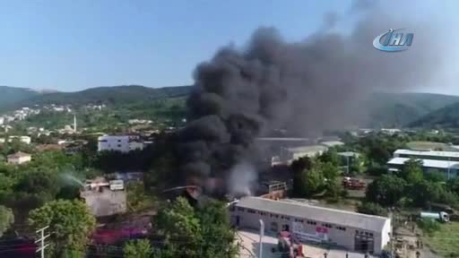 Bursa'daki yangına havadan da müdahale ediliyor