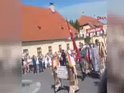 Hırvatistan'da Türk bayrağına çirkin saldırı