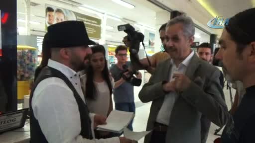 Bursa'da AVM'lere TEOG tercih masaları kuruldu