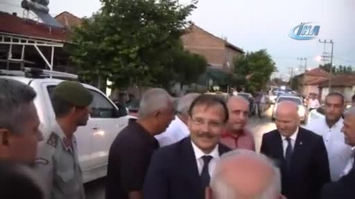 Başbakan Yardımcısı Çavuşoğlu, Bursa'da çiftçilerle bir araya geldi