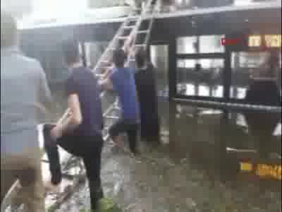 Sosyal medyada olay olmuştu! O aracın şoförü konuştu...