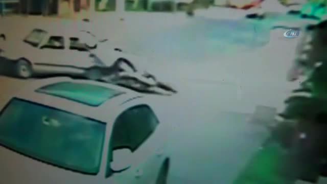 Motosiklet kazası kamerada