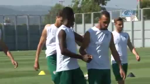 Bursaspor 4 futbolcuyla yollarını ayırıyor!