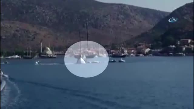 Marmaris'teki yatın batma anı kamerada