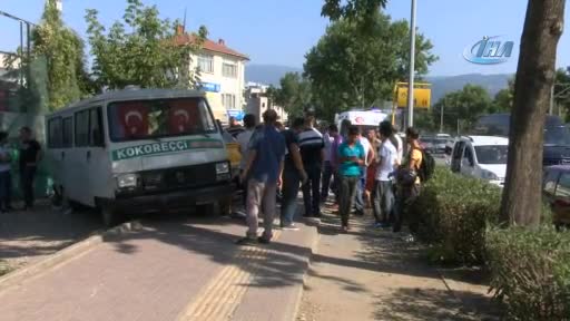 Bursa'da aşırı hızla gelen kaza: 3 yaralı