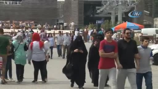 Arap turistler Bursa Uludağ'a akın etti
