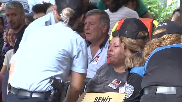 Bursa'da şehit polise son veda! - 2