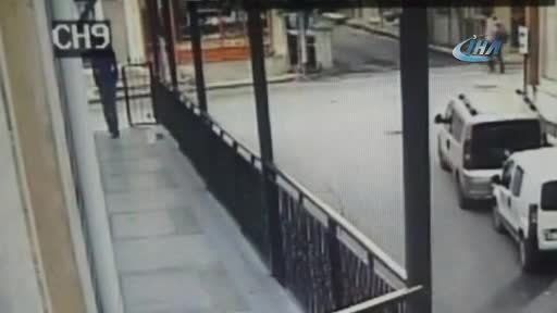 Bursa'da vicdansız cami hırsızı kameraya böyle yakalandı!
