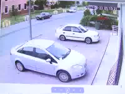 Kayseri'de apartman kapısını çaldılar