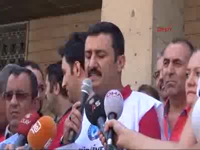 Bursa'da Kamu-Sen'den Memur Sen'e protesto!