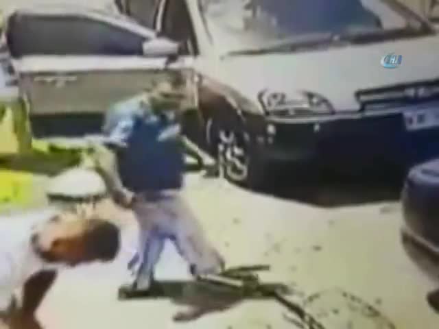 Ekmeği beğenmedi fırıncıyı vurdu
