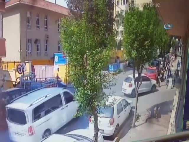 Fren yerine gaza bastı, faciadan dönüldü