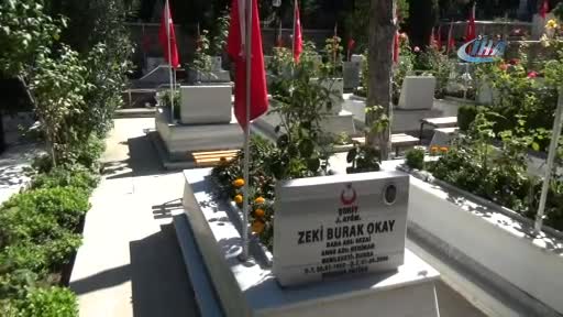 Şehit asteğmen Bursa'daki mezarı başında anıldı
