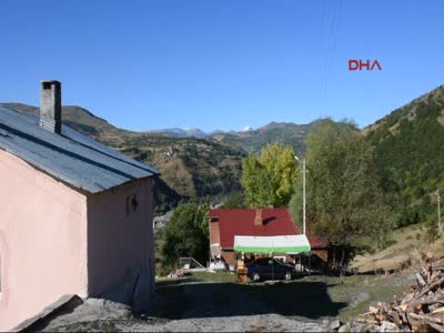 Ardahan'a mevsimin ilk karı yağdı