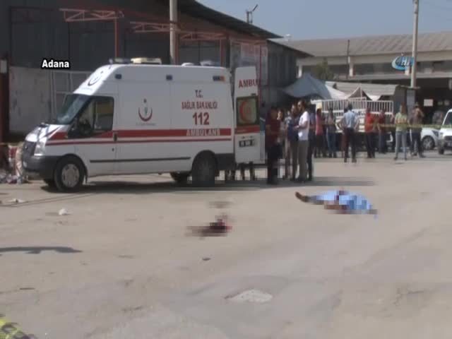 Trafik polisi dehşet saçtı: 3 kişiyi vurdu