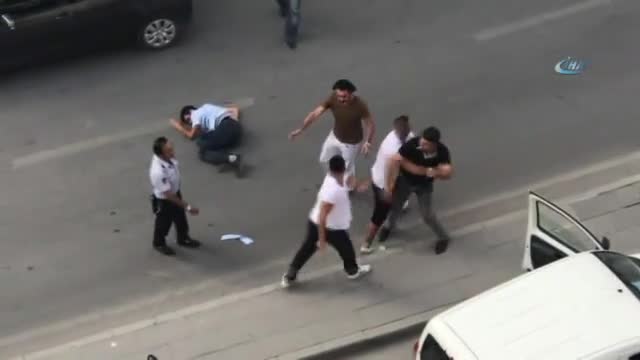 Trafik magandaları birbirine girdi!