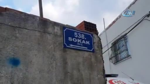 Okul yolunda anne ve kızına silahlı saldırı!