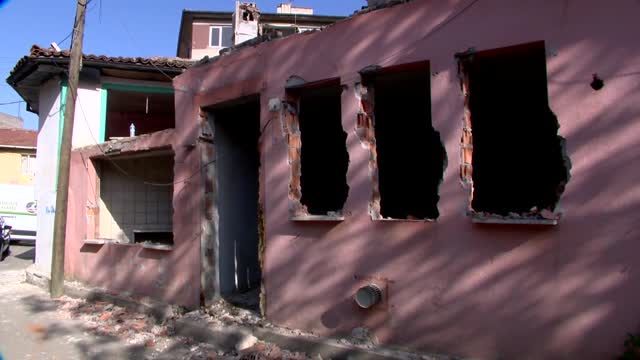 Bursa'da yapı stoğu yıkımlarla güçleniyor