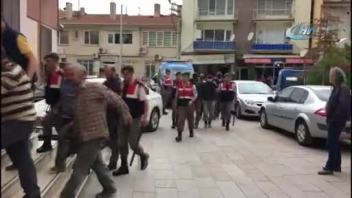 Bursa'da akılalmaz olay! 15 metrelik tünel kazdılar