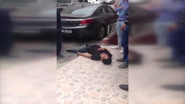 Bonzai krizine giren gencin içler acısı hali kamerada