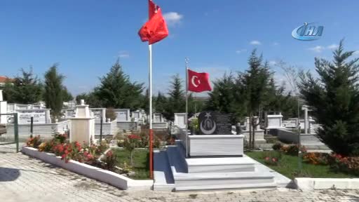 Şehidin eşi ile babası arasında mezar taşı tartışması