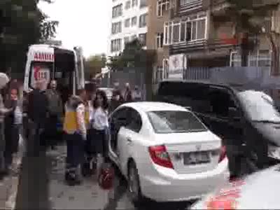 Kadın sürücü direksiyon başında öldürüldü