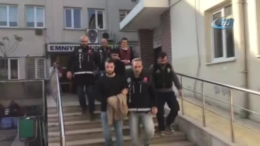 Bursa'da uyuşturucu operasyonunda 4 gözaltı