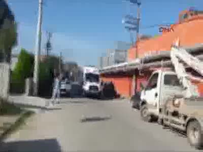 Bursa'da fabrikada patlama oldu! - 3