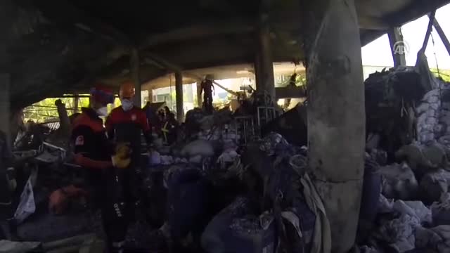 Bursa'da fabrikasındaki patlamada fabrika içinden görüntüler