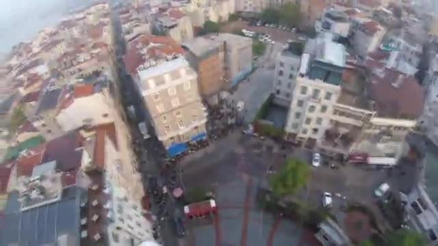 385 yıl sonra Galata Kulesi'nden ilk atlayış kask kamerasında