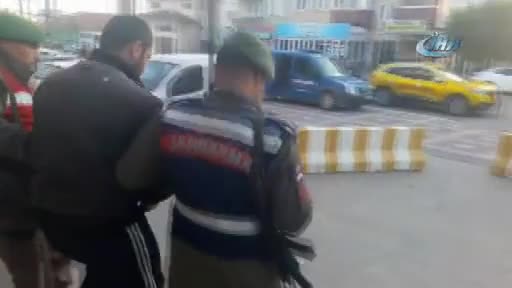 Bursa'da camiden para çalan pişkin hırsız suçüstü yakalandı