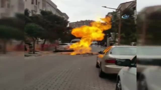 İstanbul'da doğalgaz borusu patladı
