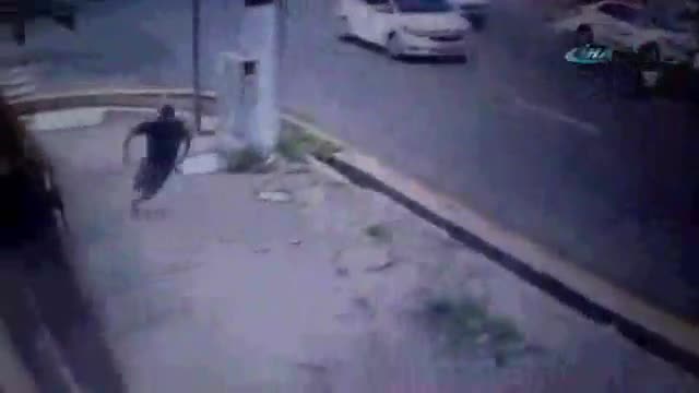 Silahlı gaspçı dehşeti