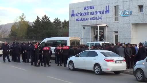 Erzurum'da cenaze defin kavgası
