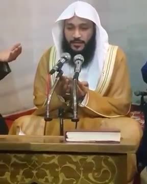 Mekke imamı El Ussi Erdoğan için dua etti