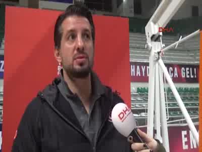 Kerem Tunçeri'den milli basketbolculara destek