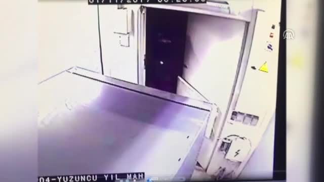 Bursa'da da çalmışlardı! Moldovalı ATM hırsızları yakalandı