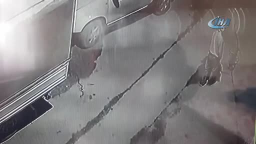 Bursa'da tavuk hırsızı kamerada