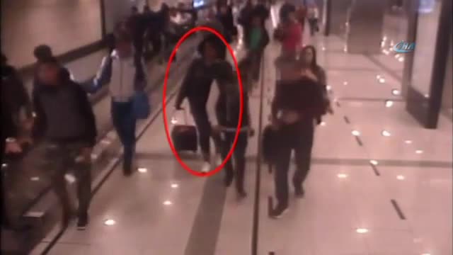 Atatürk Havalimanı'nda alarm! Kadın kuryenin...
