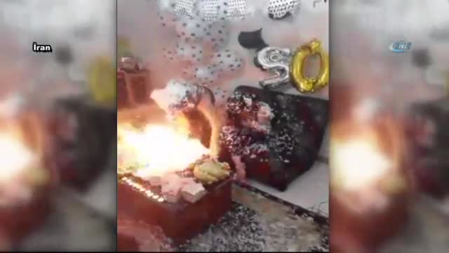 2 genç kız bir anda alevler içinde kaldı