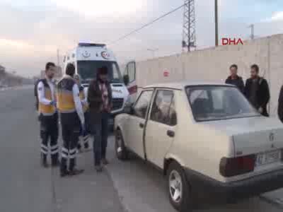 Direksiyon başında, yarı çıplak halde ölü bulundu
