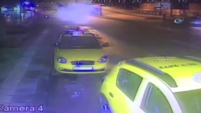 Ankara'daki ölümlü kaza güvenlik kameralarına yansıdı