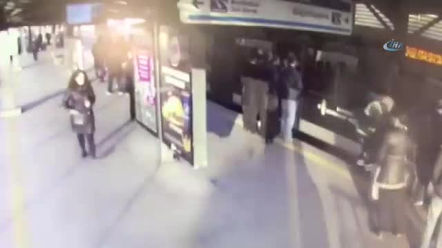 Metrobüs yankesicileri yakalandı